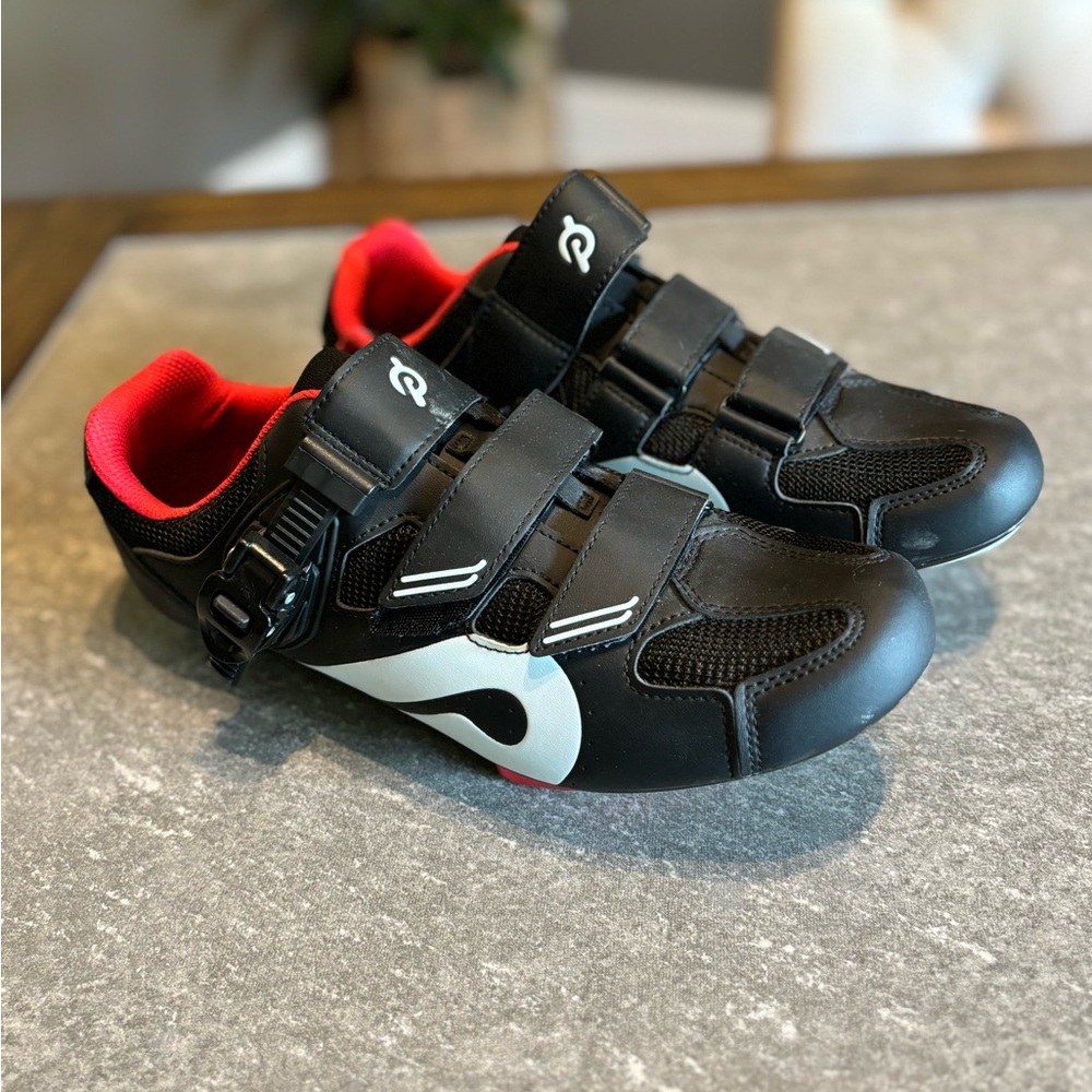 Women’s Peloton Shoes - 44